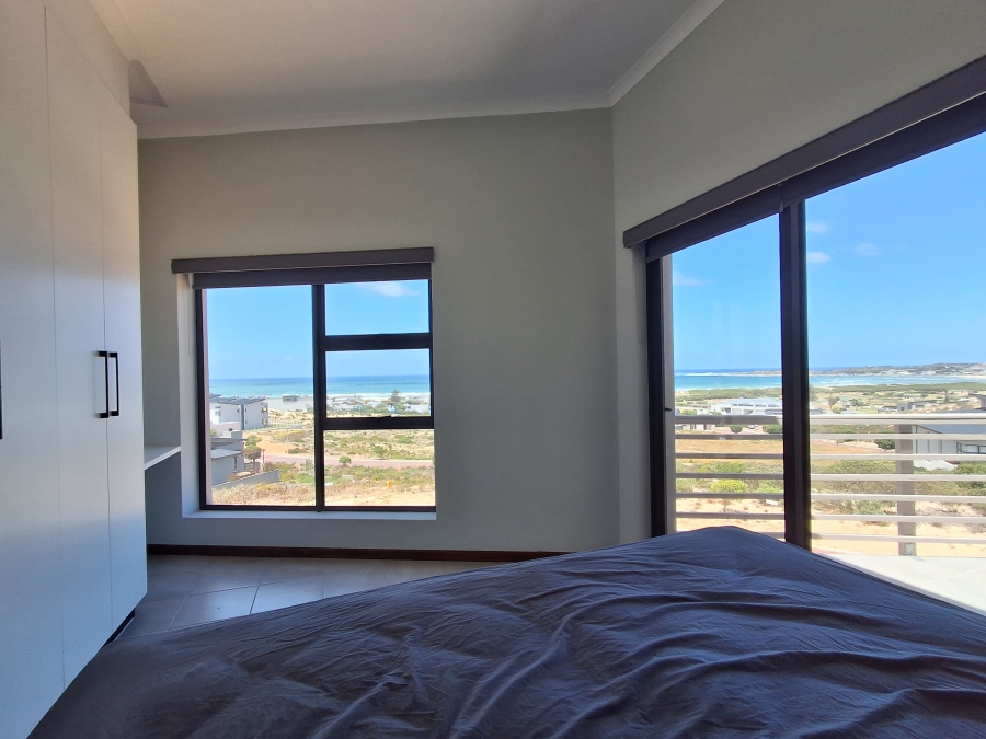 5 Bedroom Property for Sale in Stilbaai Oos Western Cape